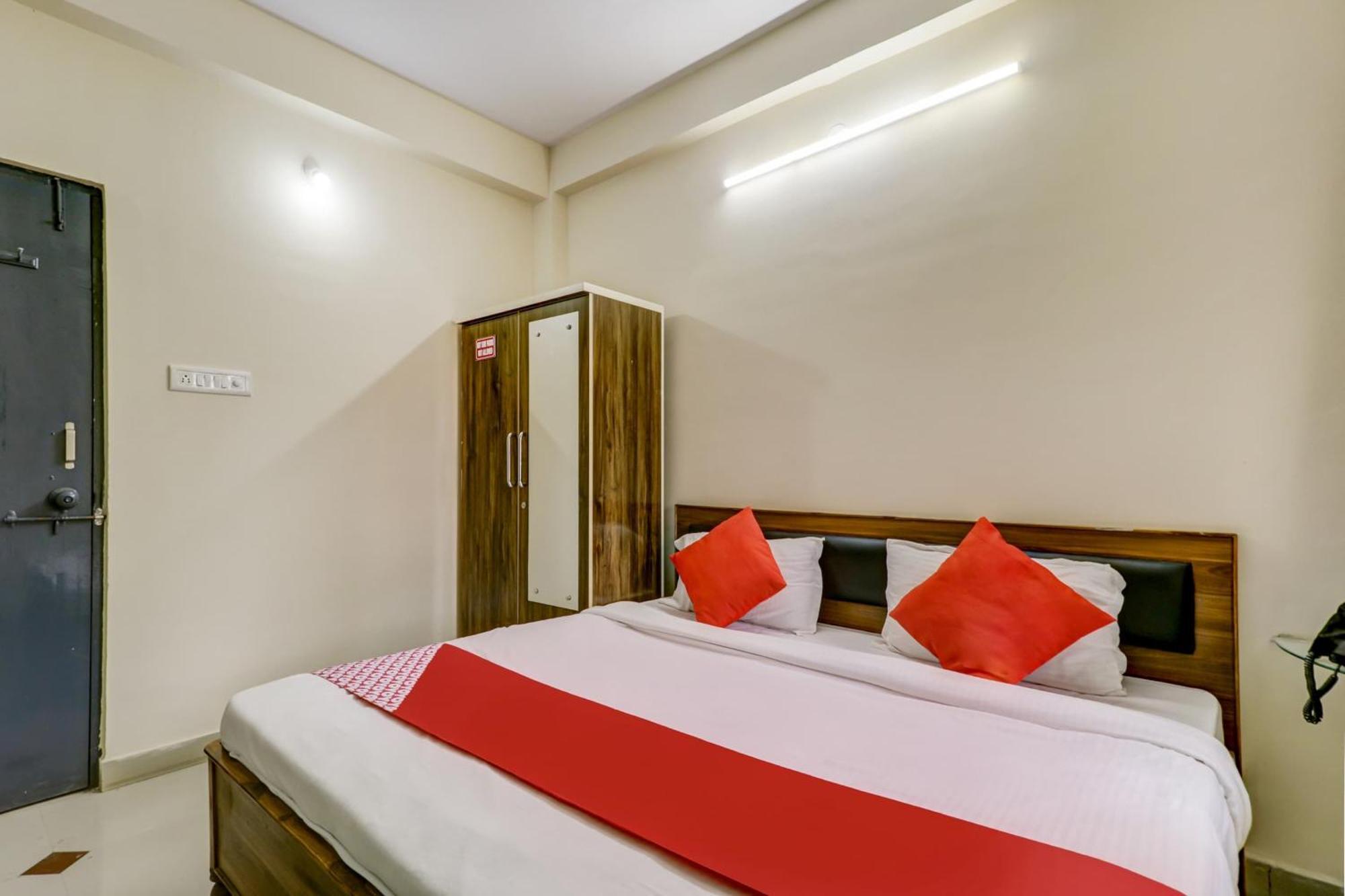 Hotel O The Crown Inn Nagpur Exterior foto